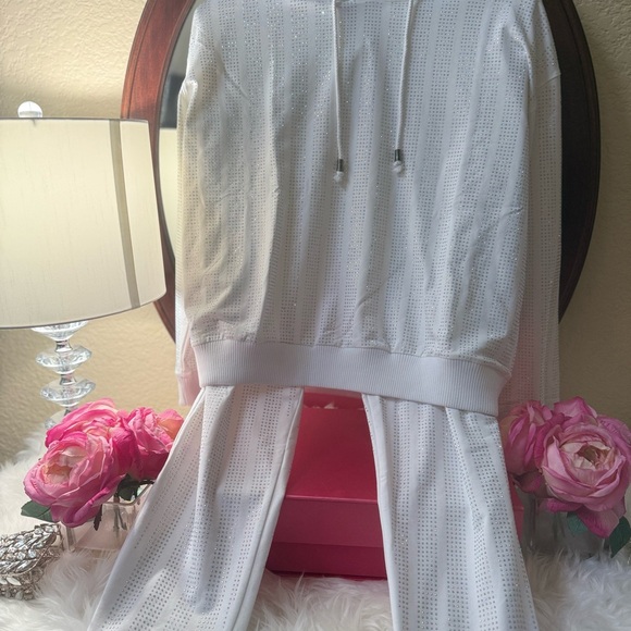 Plus Size (Luxury Curvy) White Rhinestone Hoodie and Pants Set - Picture 2 of 11